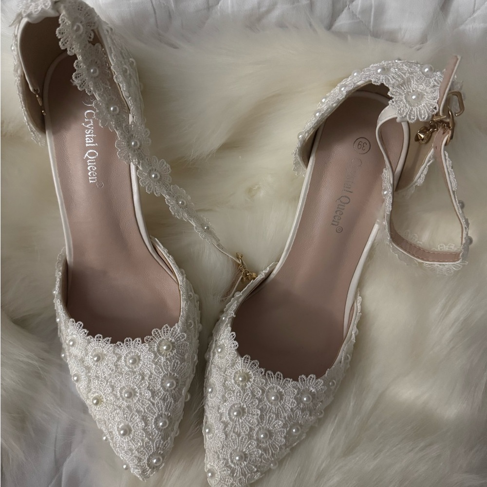 Elegant White Lace Women's Shoes Size 9 - Picture 11 of 11